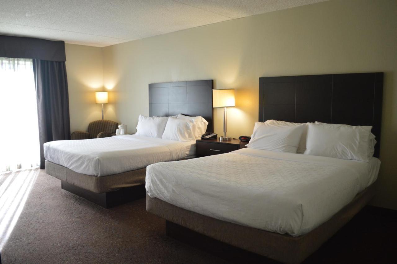 Holiday Inn Express Hotel & Suites Pittsburgh Airport By Ihg Robinson Township Kültér fotó