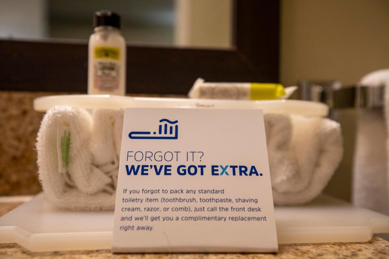 Holiday Inn Express Hotel & Suites Pittsburgh Airport By Ihg Robinson Township Kültér fotó