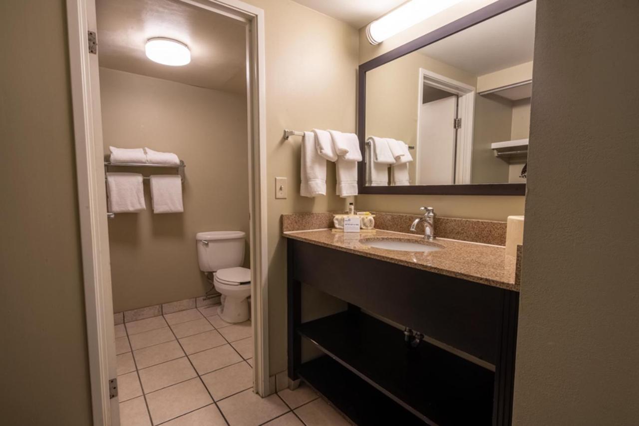 Holiday Inn Express Hotel & Suites Pittsburgh Airport By Ihg Robinson Township Kültér fotó