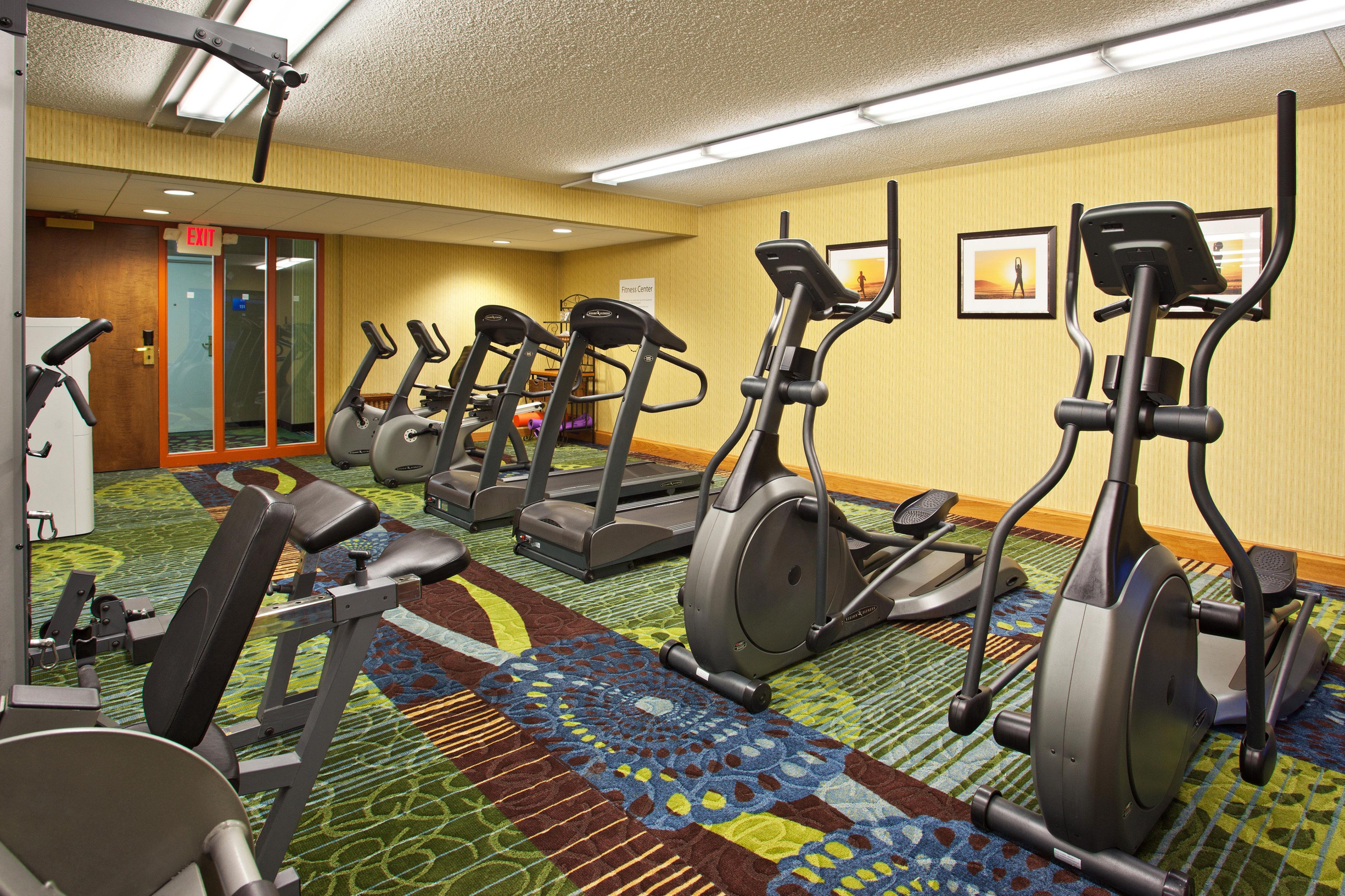 Holiday Inn Express Hotel & Suites Pittsburgh Airport By Ihg Robinson Township Kültér fotó
