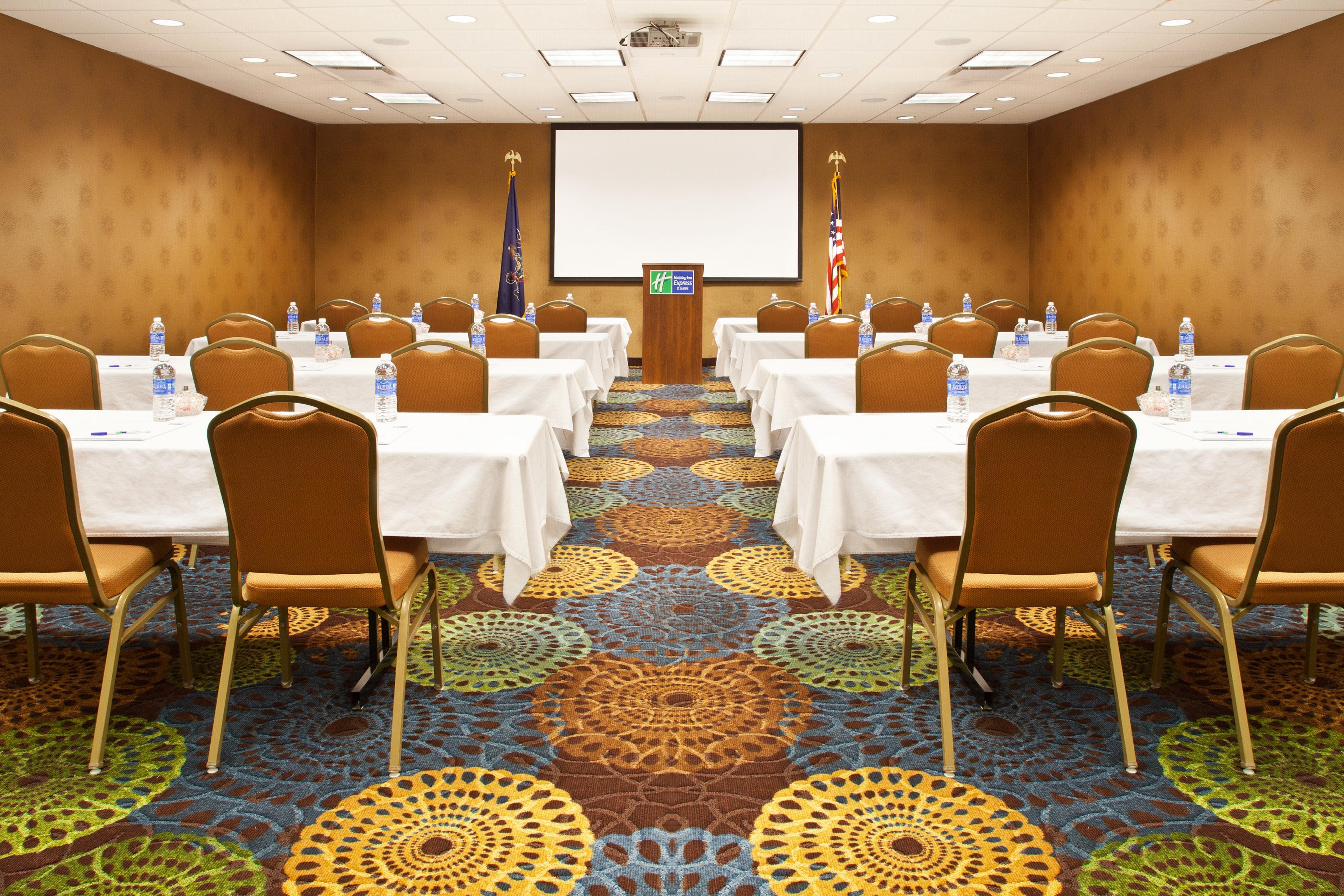 Holiday Inn Express Hotel & Suites Pittsburgh Airport By Ihg Robinson Township Kültér fotó