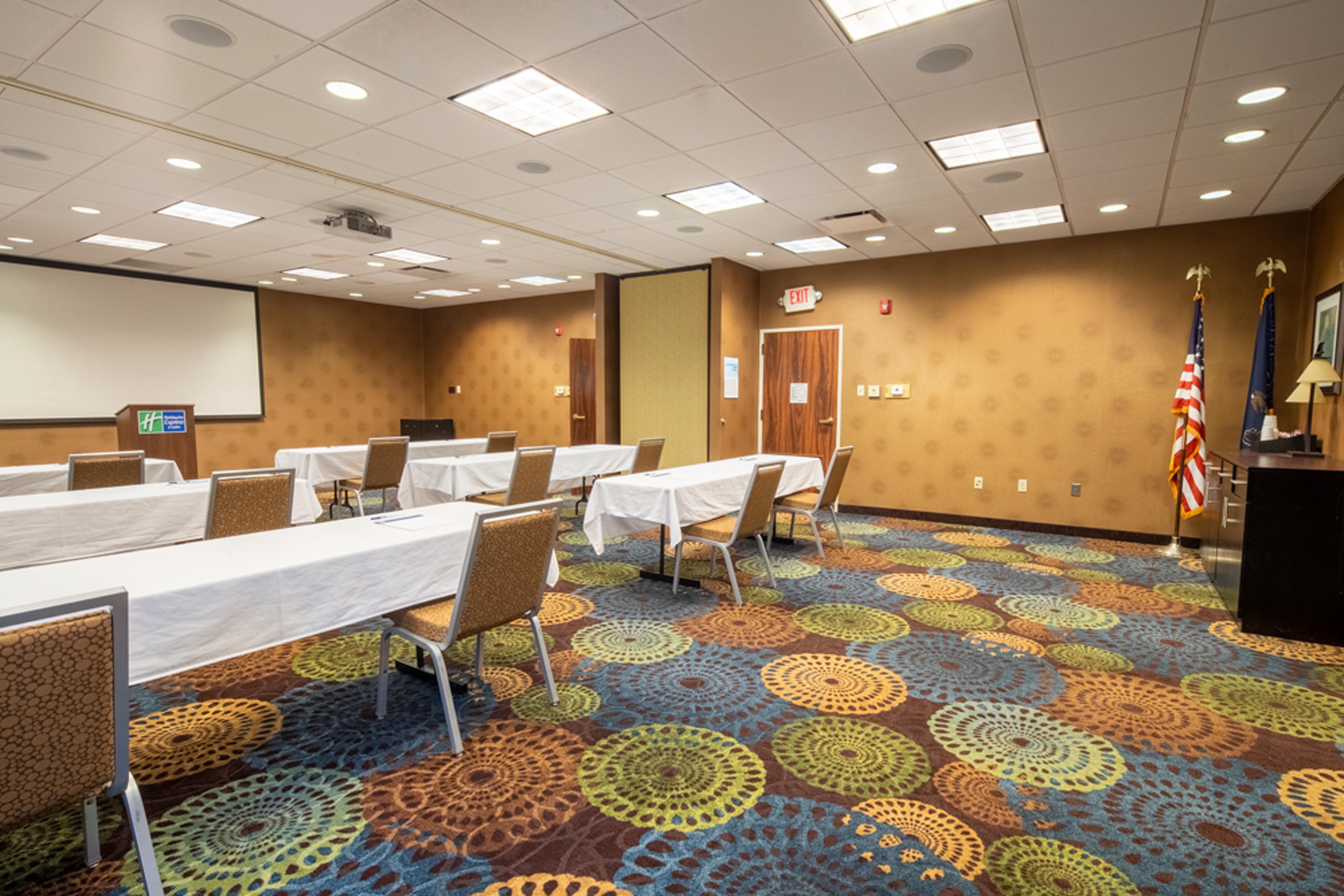 Holiday Inn Express Hotel & Suites Pittsburgh Airport By Ihg Robinson Township Kültér fotó