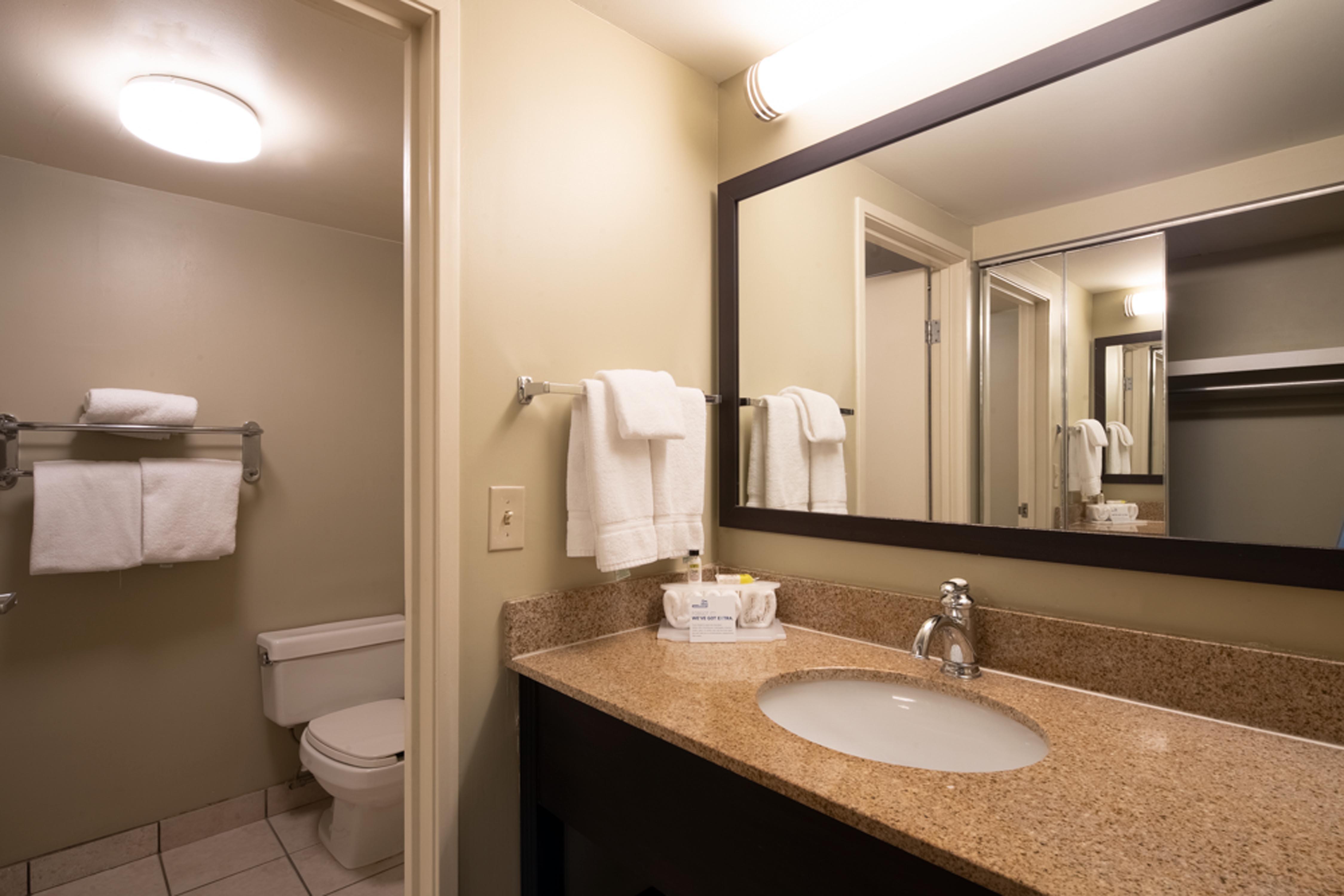 Holiday Inn Express Hotel & Suites Pittsburgh Airport By Ihg Robinson Township Kültér fotó