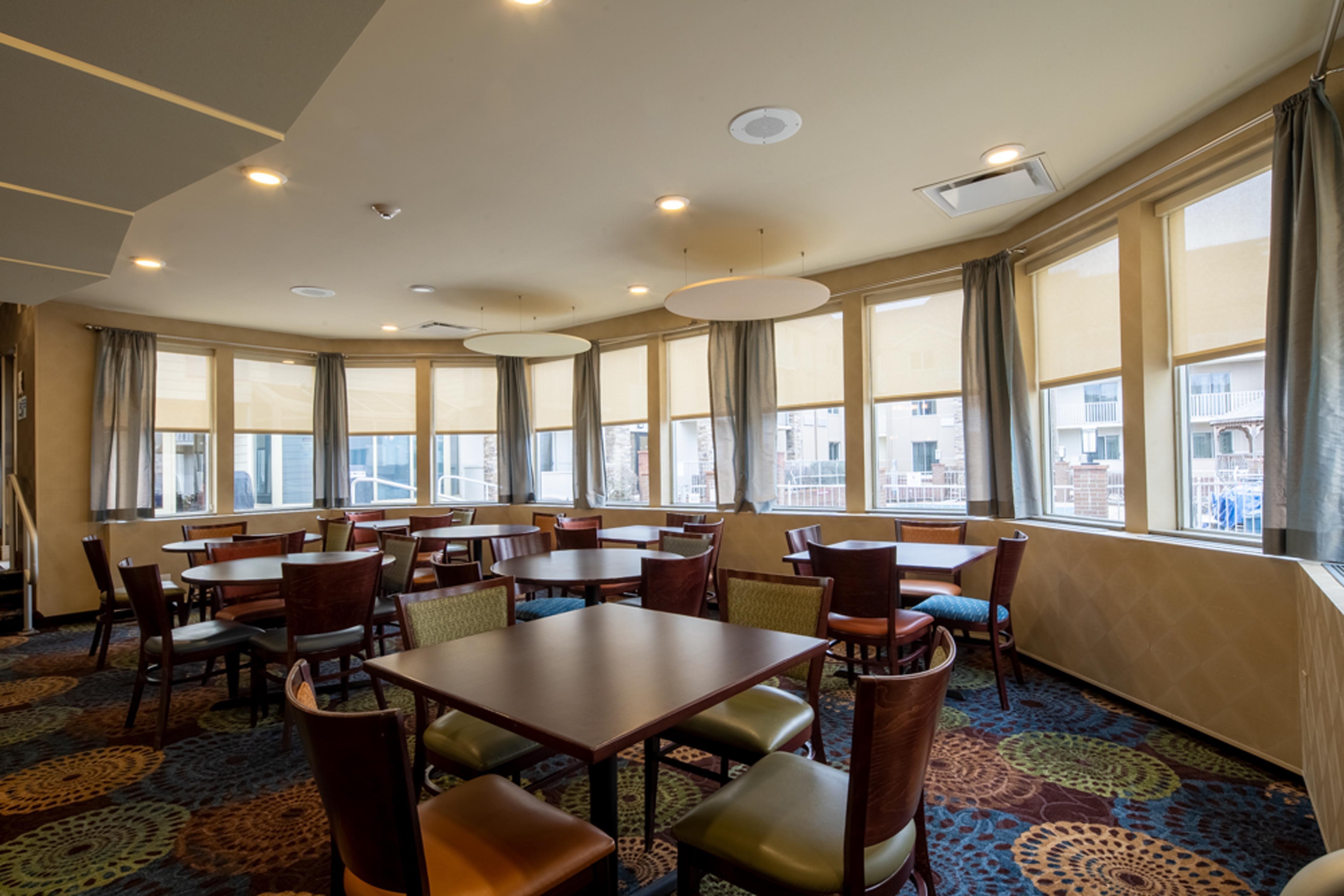Holiday Inn Express Hotel & Suites Pittsburgh Airport By Ihg Robinson Township Kültér fotó